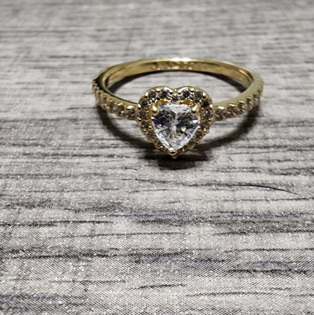 Pandora Elevated Heart Ring Size 58 - Picture 4 of 8